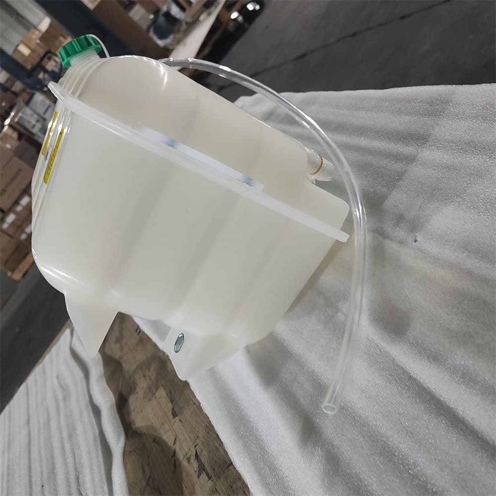 Expansion tank assembly