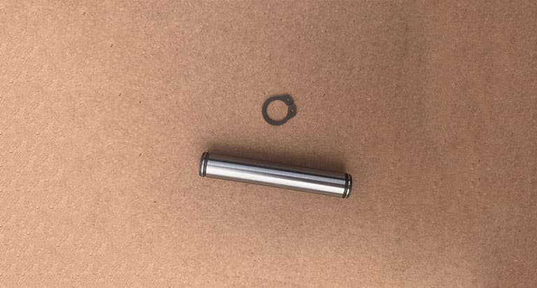 pin + circlip