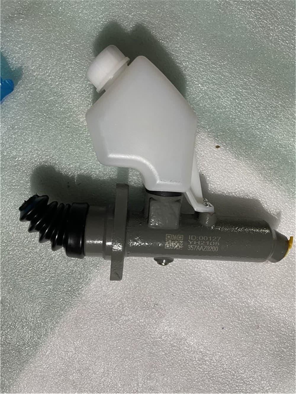 SHAANXI Clutch master cylinder 357AAZ02000