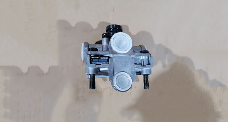 Relay valve
