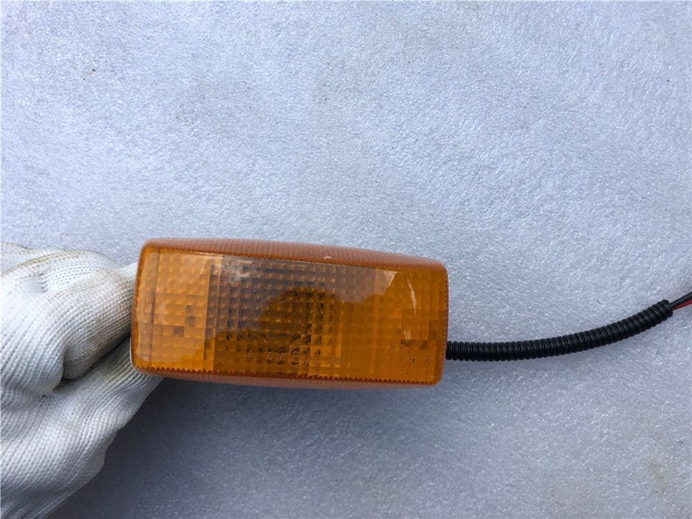 Turning signal Lamp (Left)