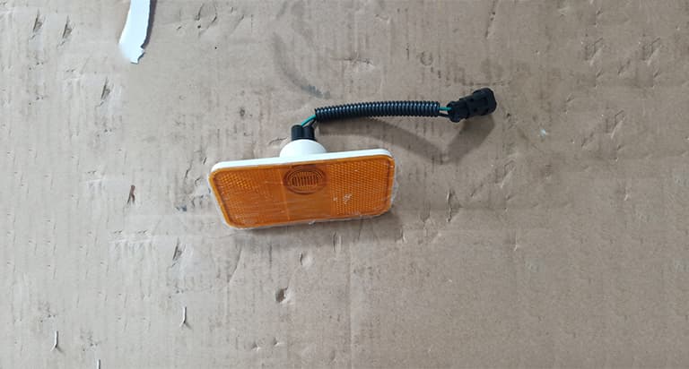 Side marker light