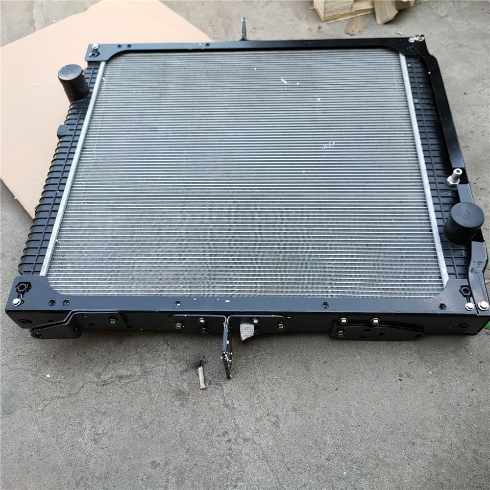SINOTRUK Радиатор WG9925530029