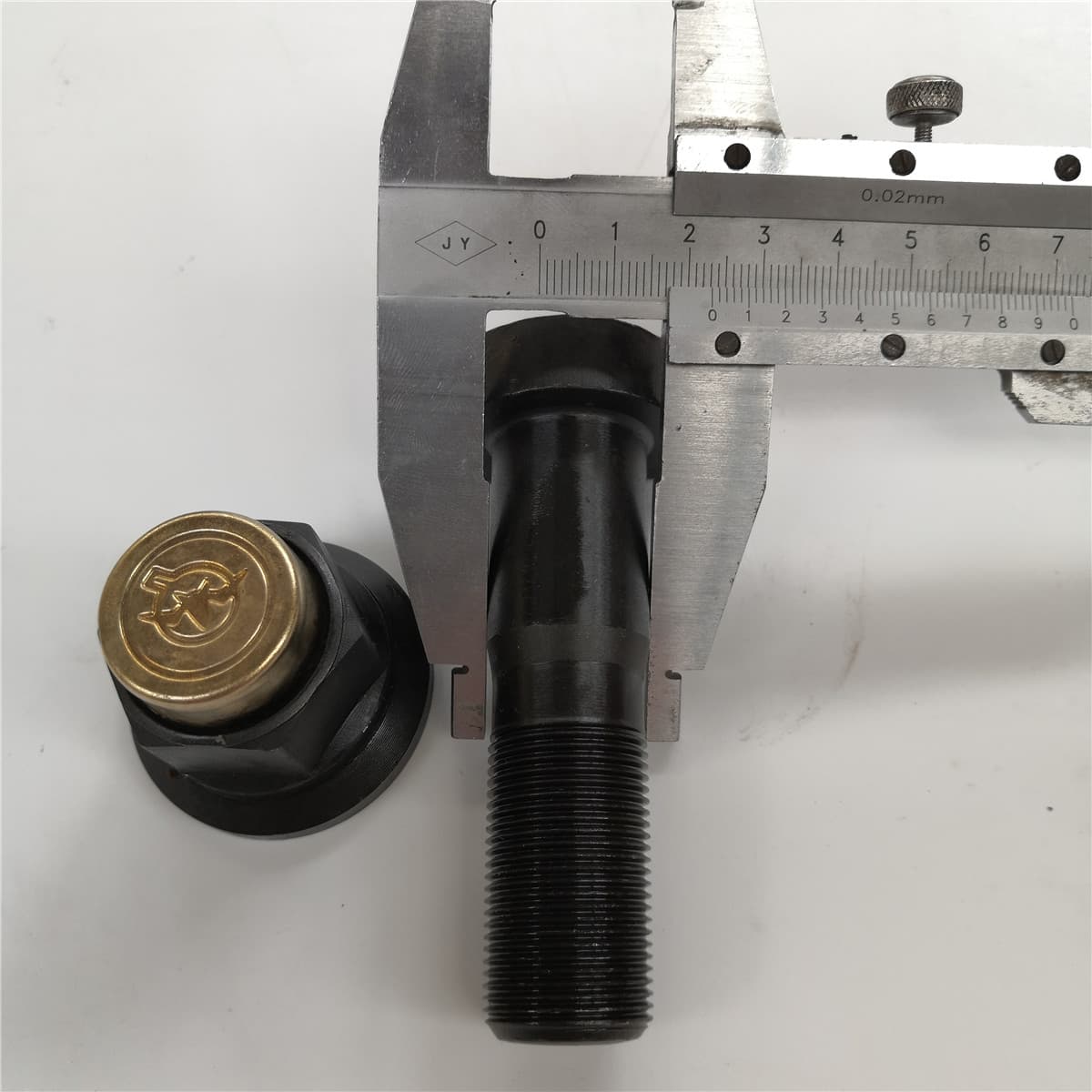 SINOTRUK front wheel bolt with nut L=100 D=23 M22 AZ9100410104