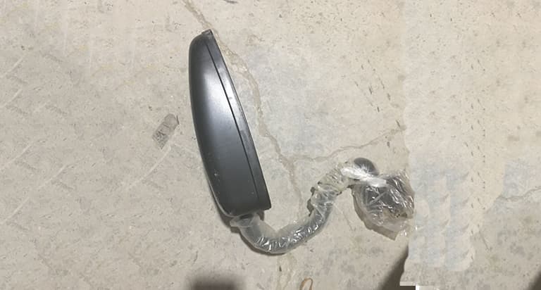 Левое зеркало заднего вида