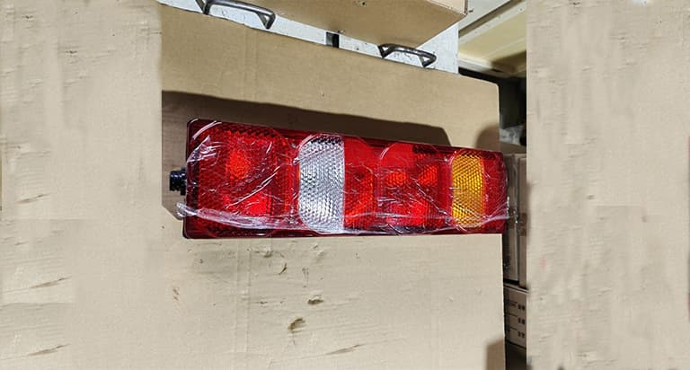 tail light(right)