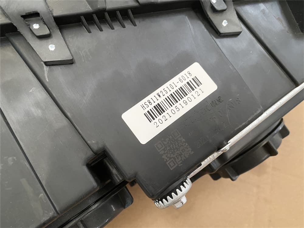 T5G front right headlamp