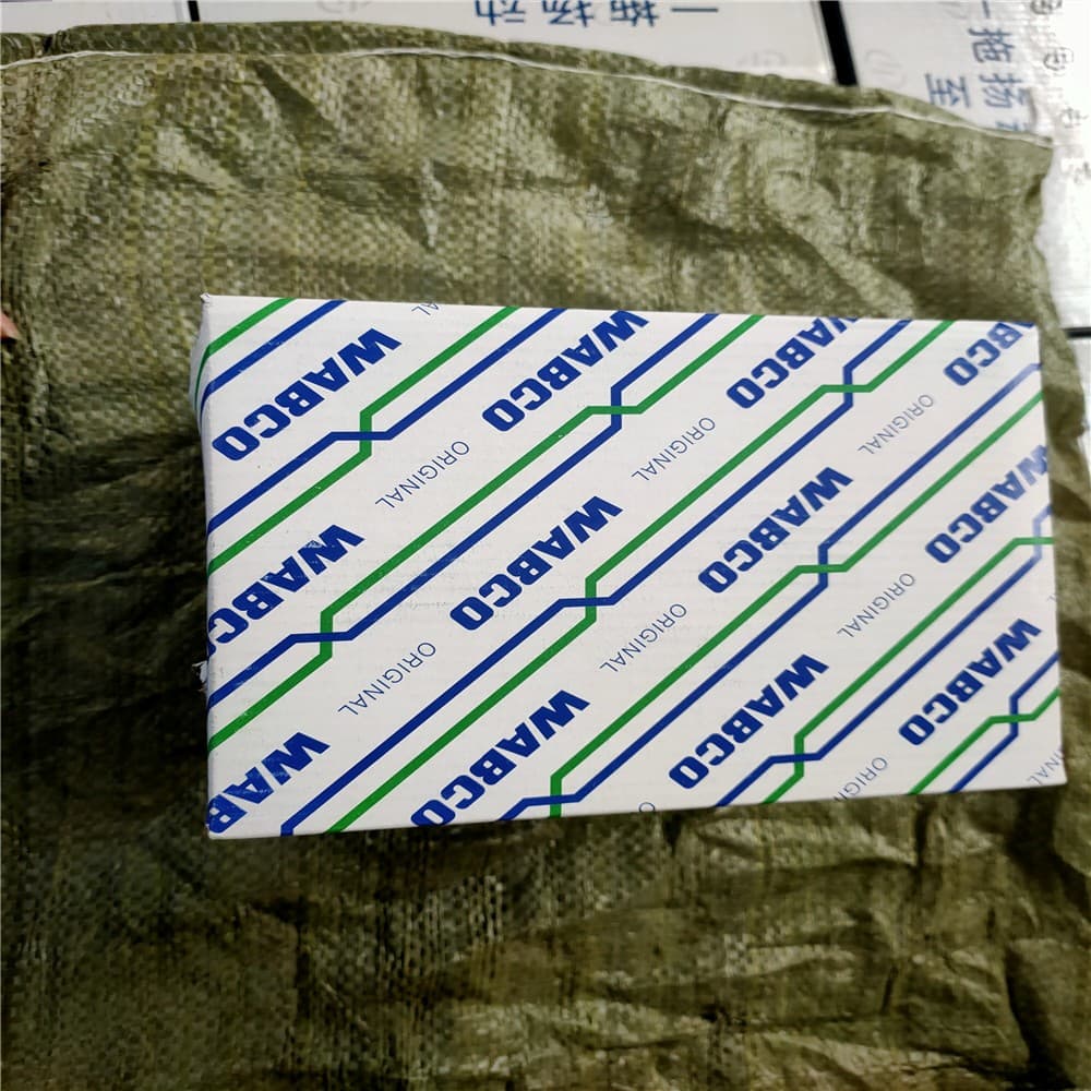 Клапан прицепа с дроссельным клапаном