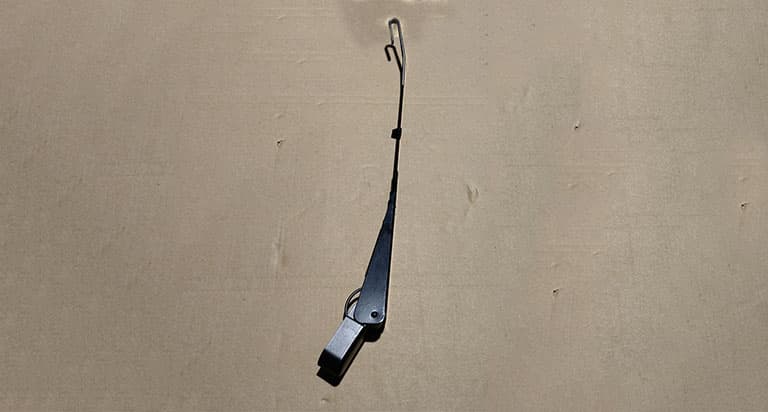 Wiper arm