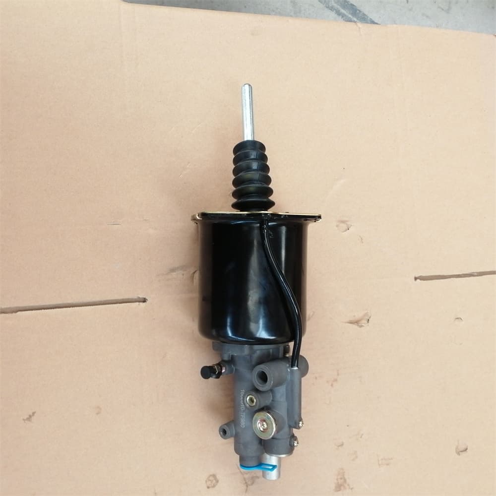 clutch booster cylinder