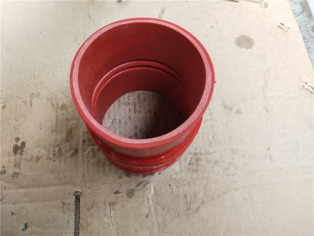 SINOTRUK rubber hose WG9725530516