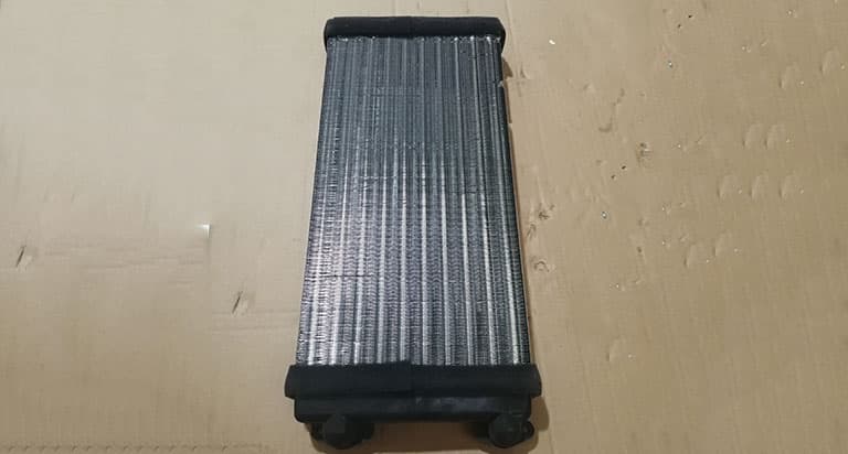 SINOTRUK Радиатор Асси. AZ1630840319