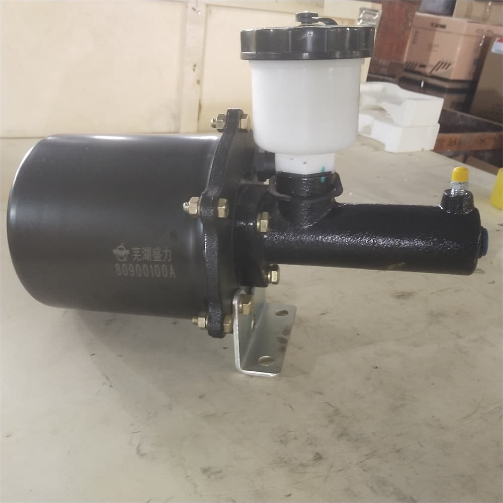 Vacuum booster pump