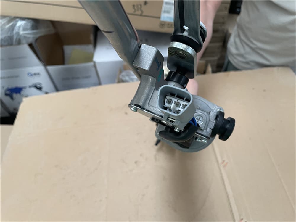 Front Wiper Motor Linkage Assy.