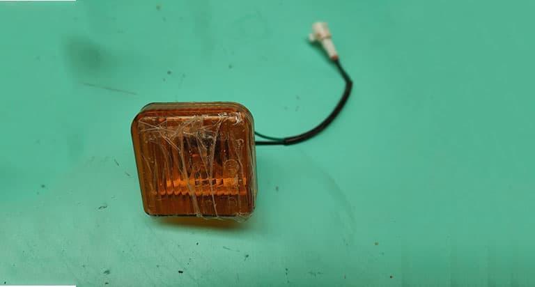 Right steering light