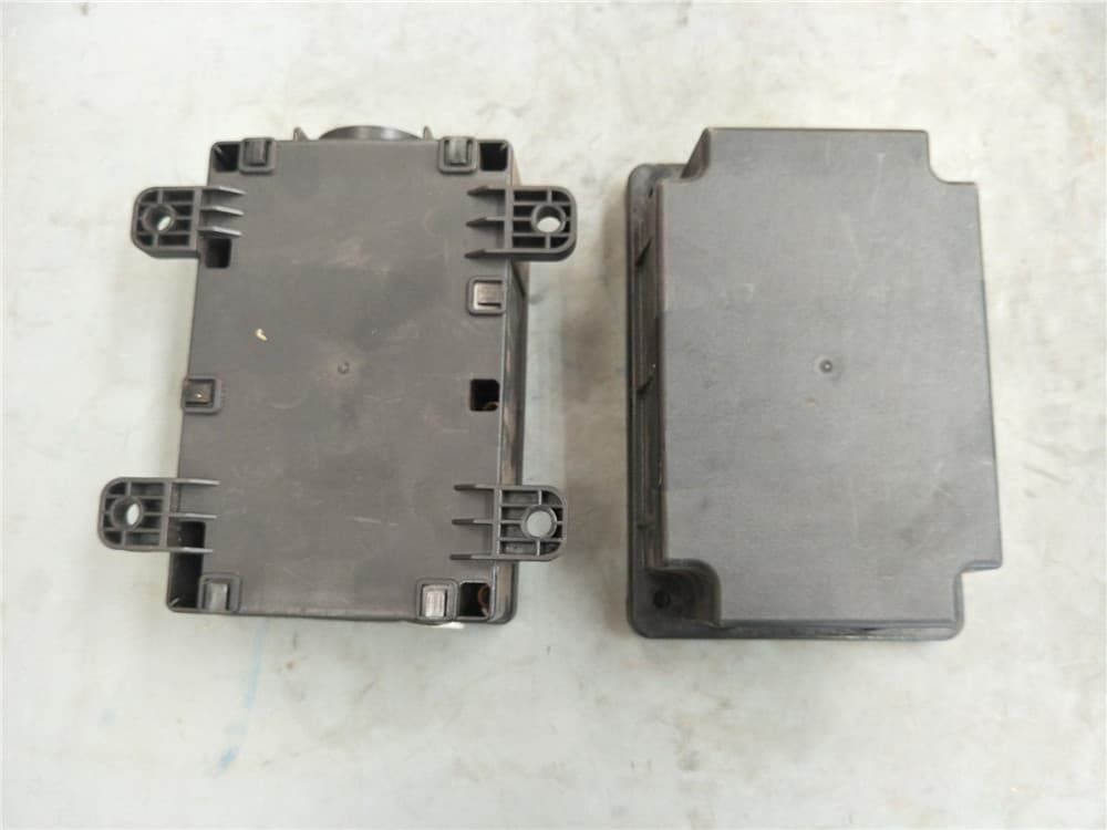 Chassis fuse cover