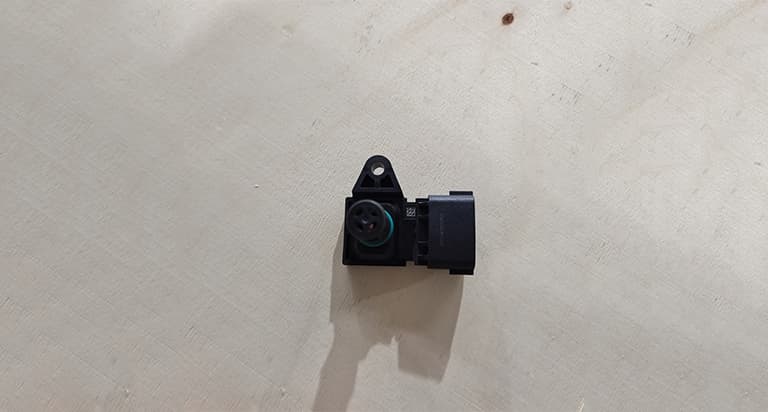 Intake air temperature & pressure sensor
