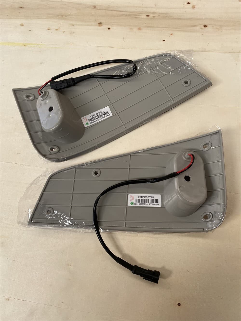 T5G side sun visor light L/R