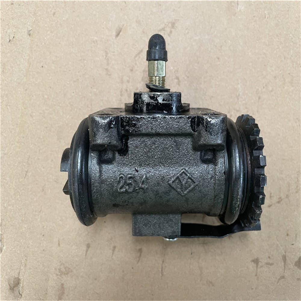 Left Bottom Brake Slave Cylinder Assy