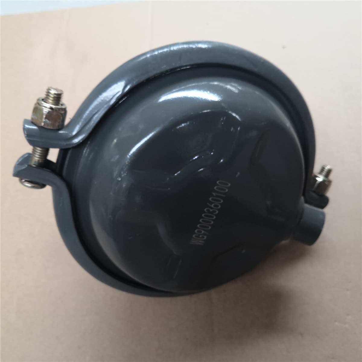 diaphragm brake air chamber (left)