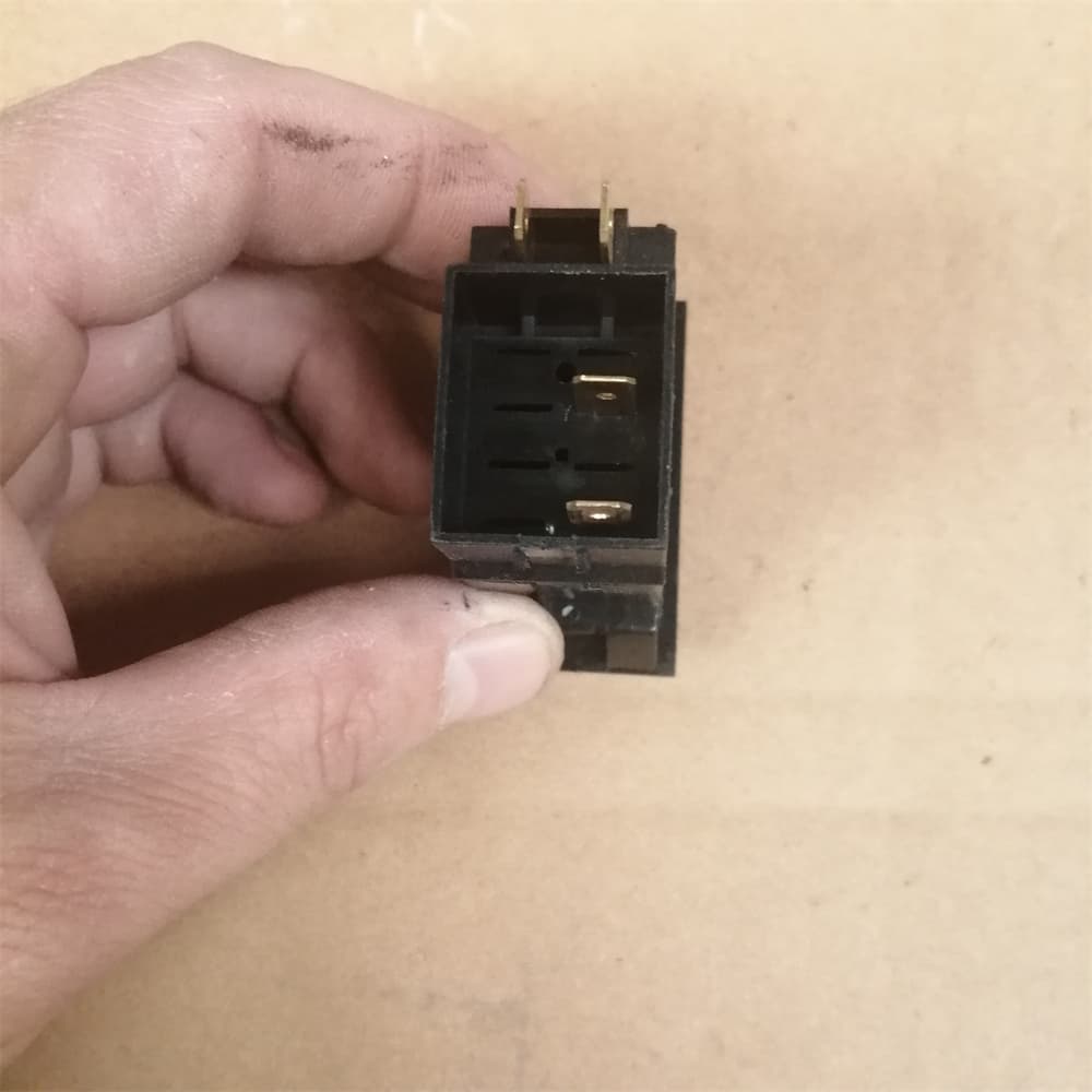 Emergency alarm switch