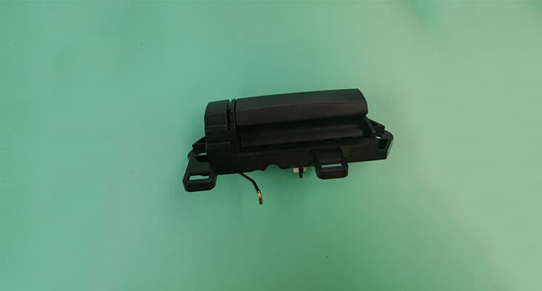 Buckle inside right sliding door