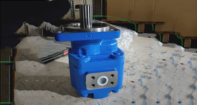 XCMG hydraulic pump 803045312