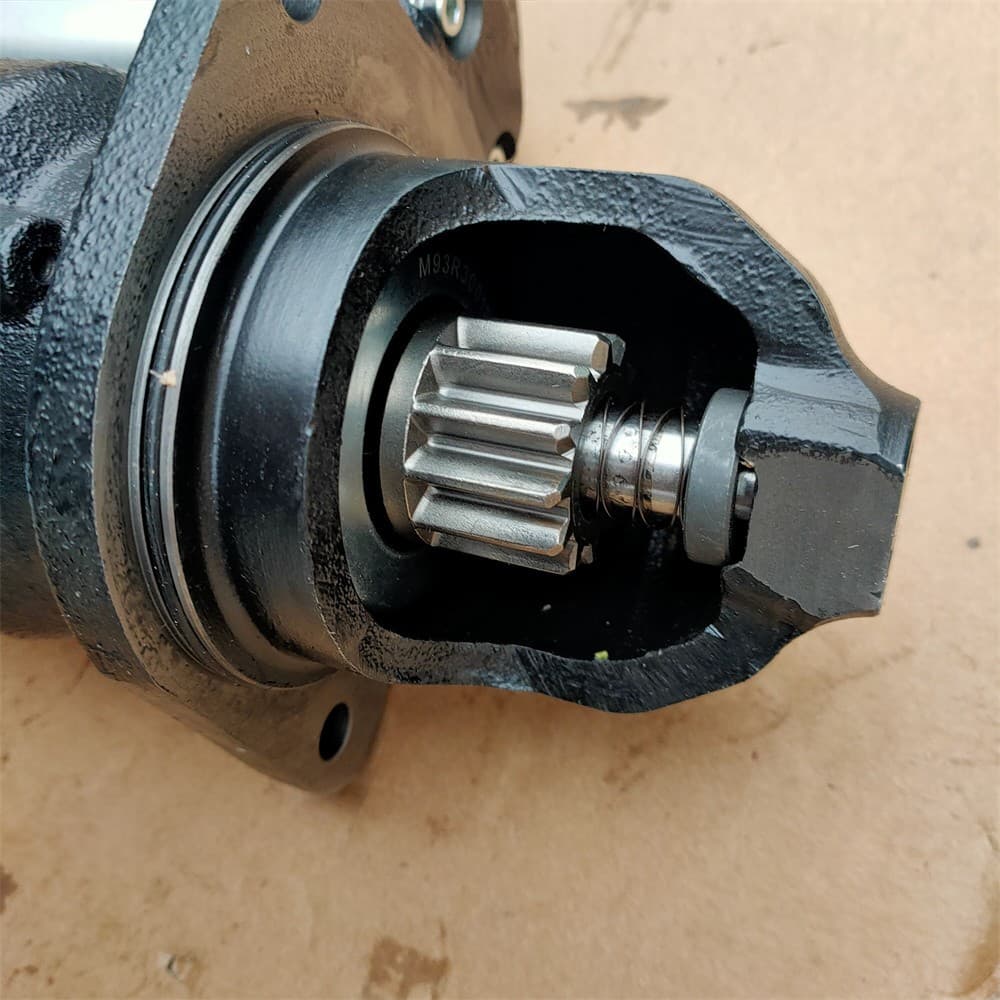 Naveco starter C4935789