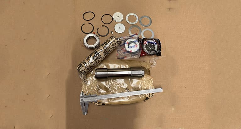 T5G king pin kit