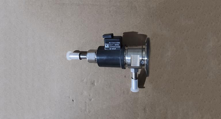 SINOTRUK Urea nozzle WG1034121002