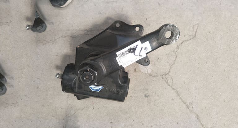 Steering gear assembly