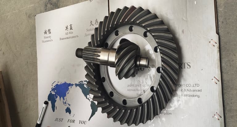 FOTON Пара коническая редуктора заднего моста 39/9 2402250-HF17030-09