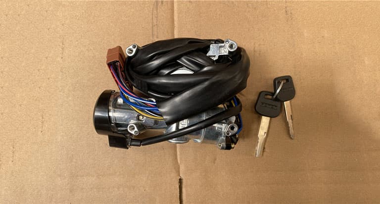 FOTON Ignition lock with key 1B18037300050