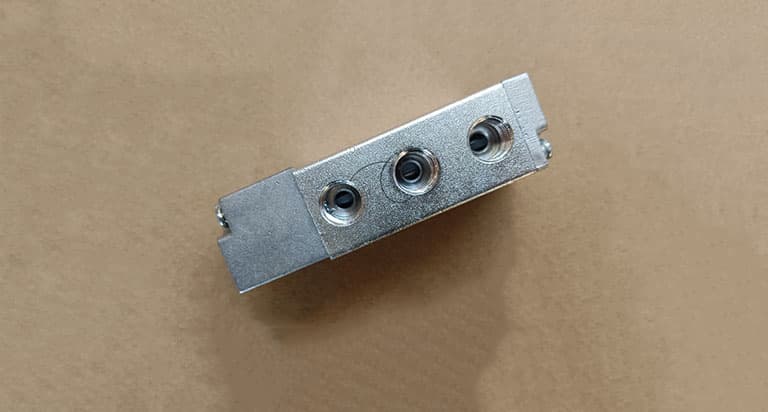 single H valve