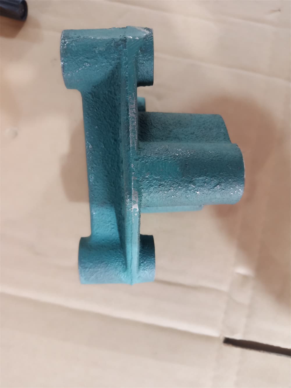 Coarse filter fixing bracket