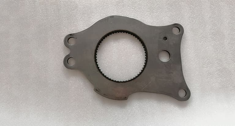 Gearbox synchronizer connection plate