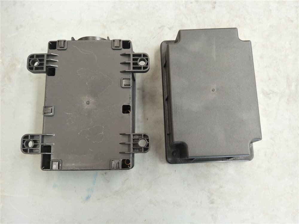 FOTON Fuse box cover 1104936230044
