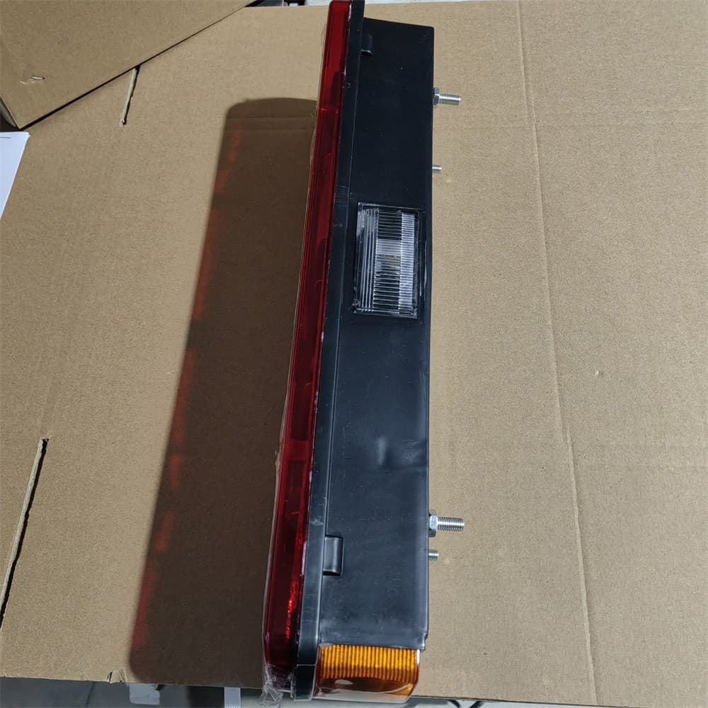 Rearcombination lamp-left