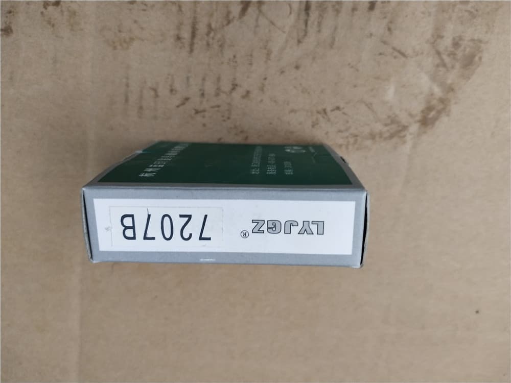 SINOTRUK Air compressor bearing 7207В