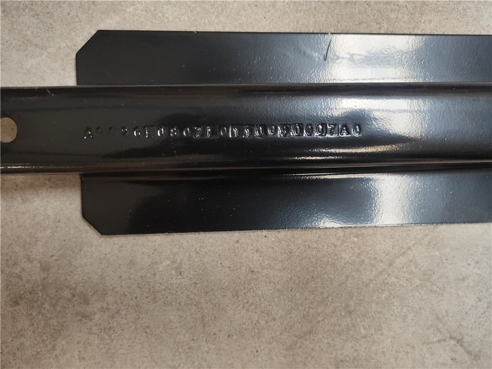 fuel tank bracket