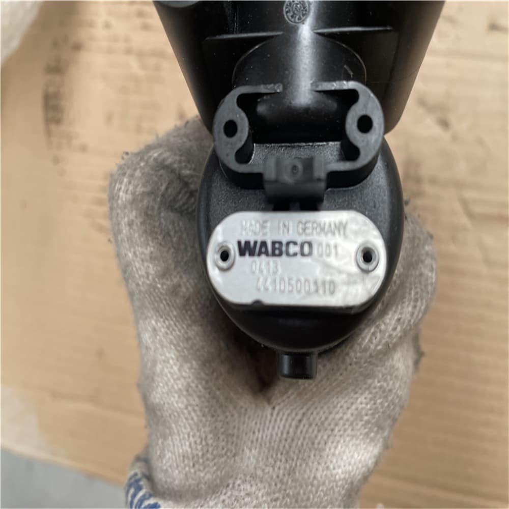 Sensor