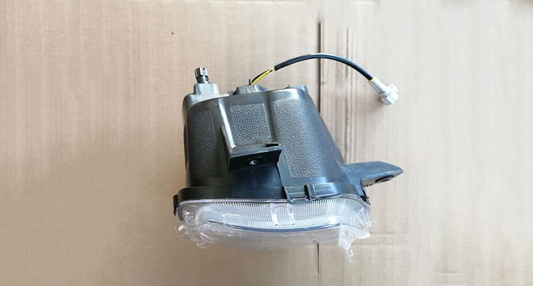Fog lamp L