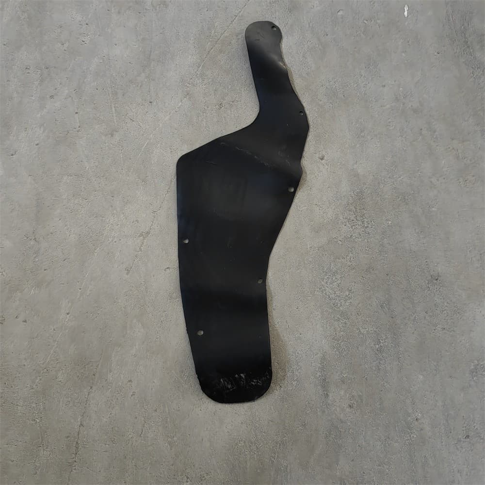 LEFT MUDGUARD APRON 2