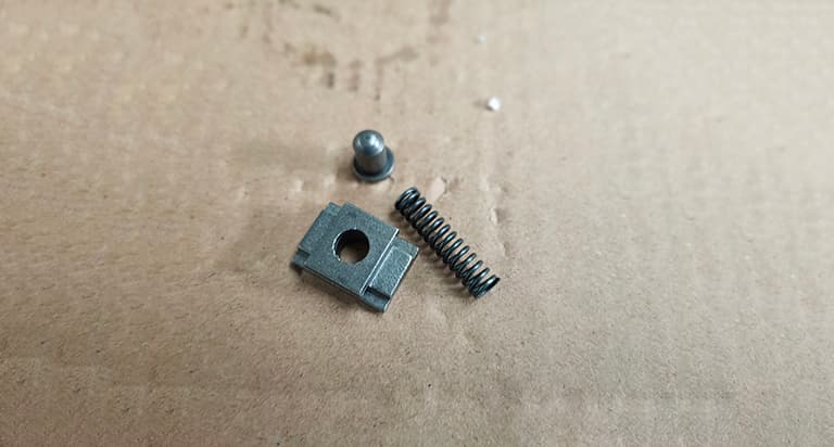 Clamps, springs and pins Foton 1099