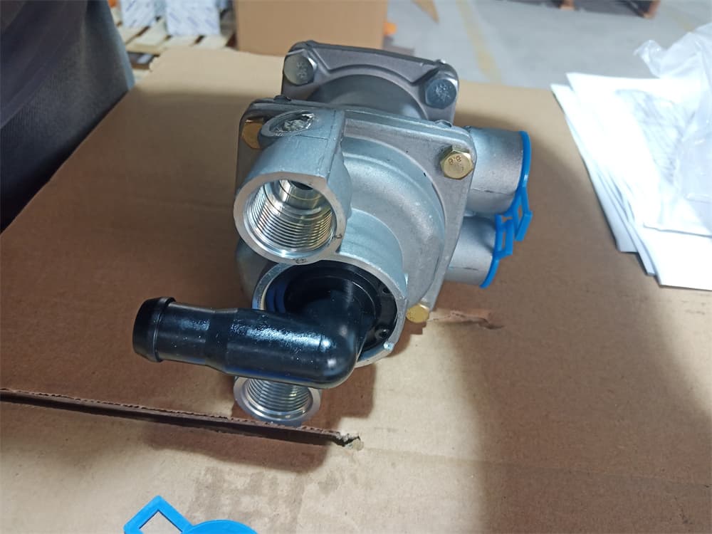 Brake master pump