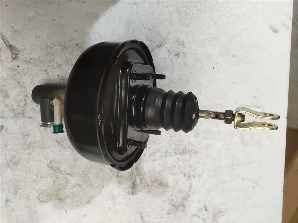 VACCUM BOOSTER WITH MASTER CYLINDER ASSY