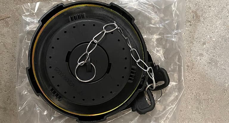 Fuel tank cap PLASTIC with keys
