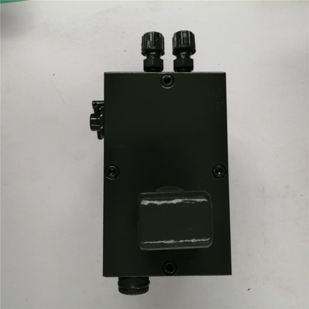 SINOTRUK Cab lift pump WG9719820001