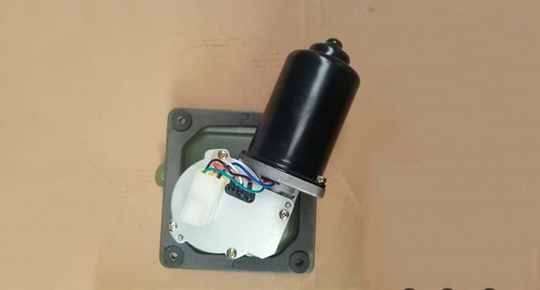 Wiper motor