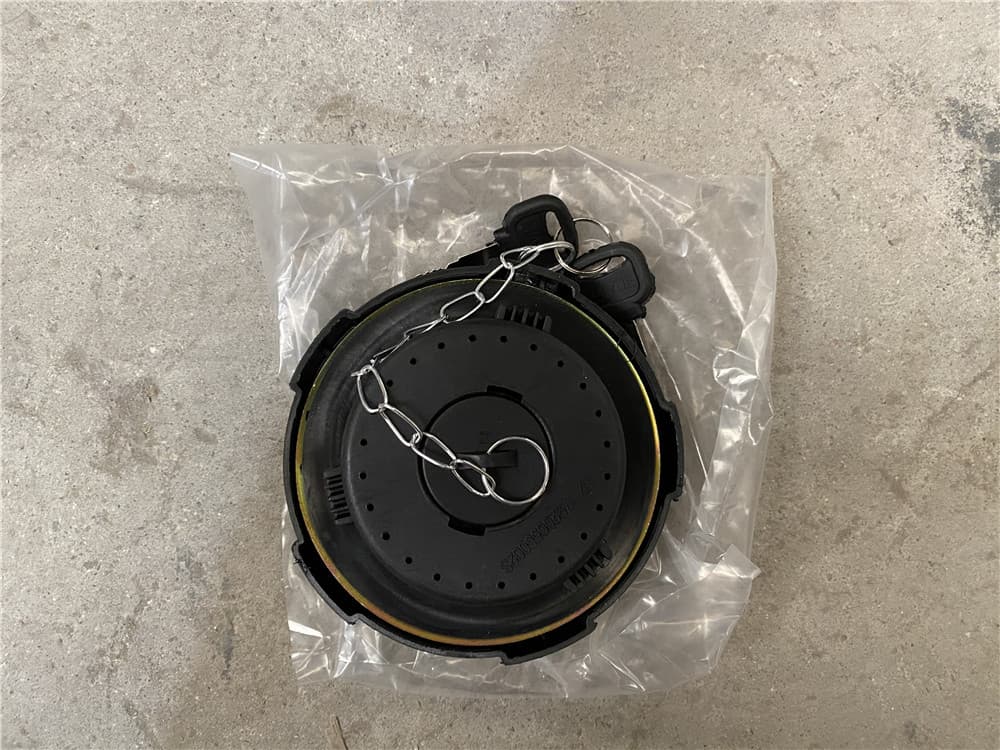 Fuel tank cap PLASTIC with keys